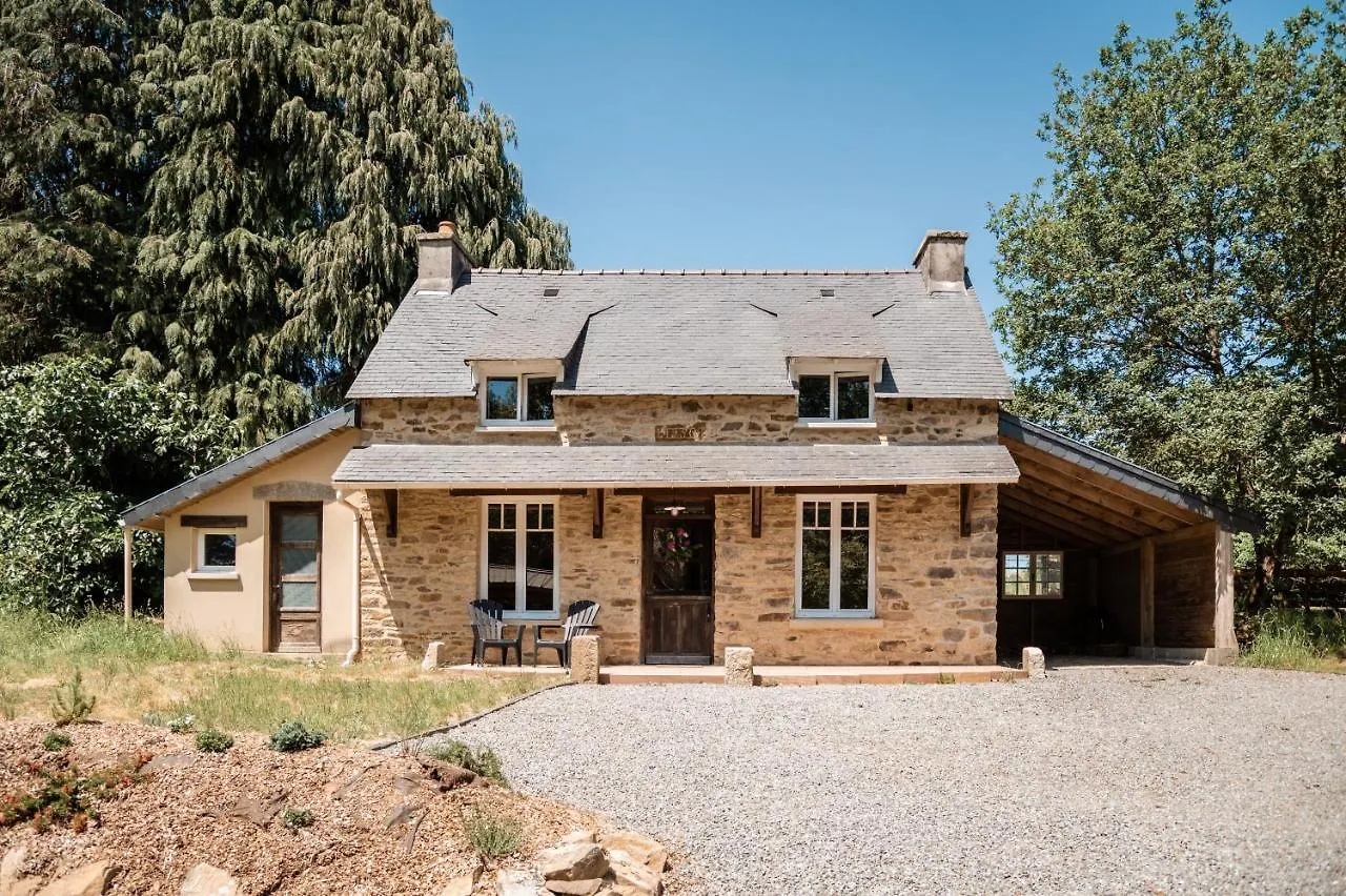 Cottage Breton - Gite De Charme En Centre Finistere Plonévez-du-Faou